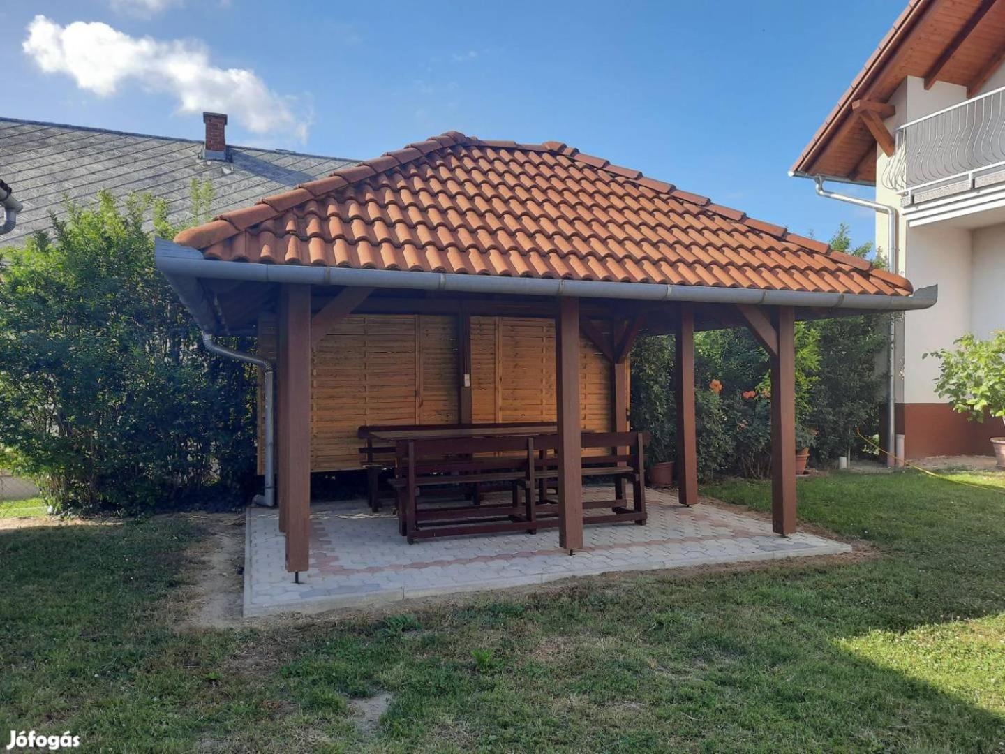 Nora Apartman Balatonlelle Exterior photo